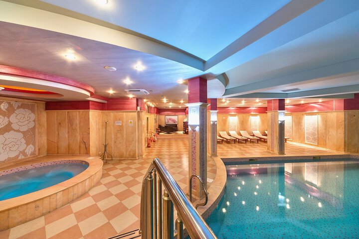Pool 27 of 55