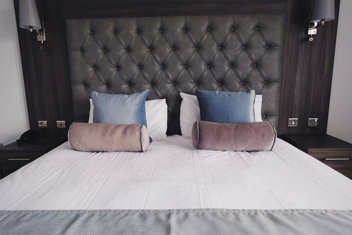 Room 27 of 54