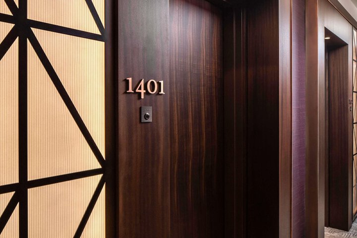 Room 28 of 113