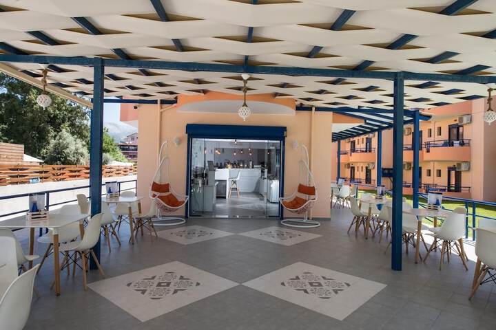 Terrace/Patio 6 of 54
