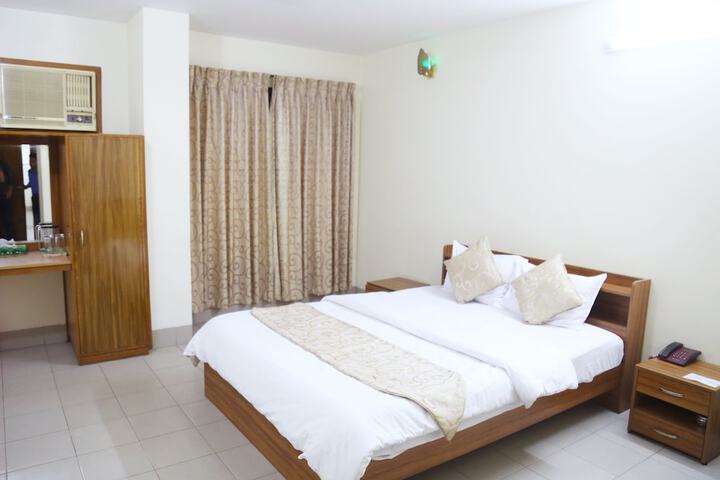Room 21 of 24