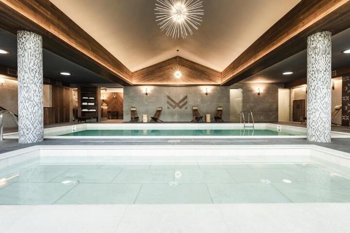 Pool 19 of 36