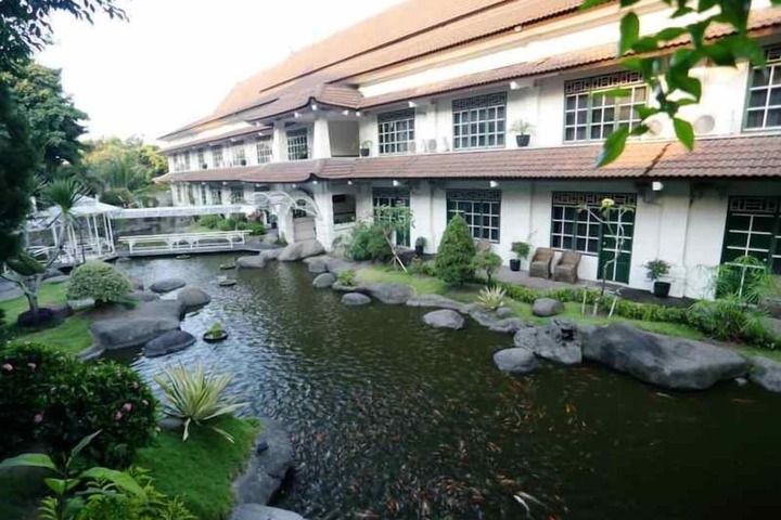 Facade