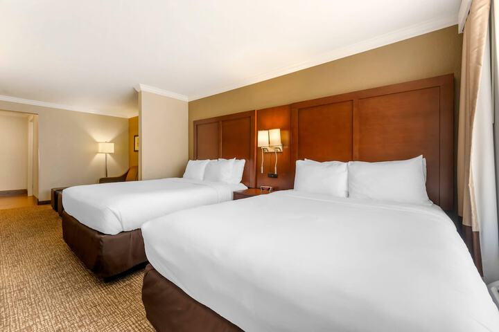 Room 16 of 42