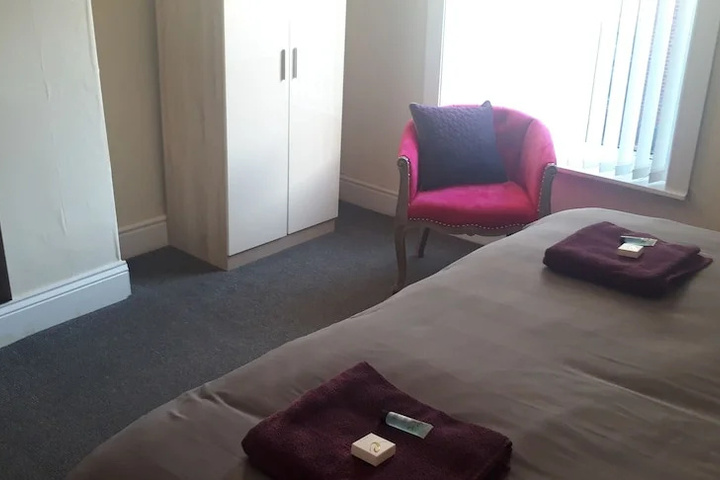 Room 3 of 13