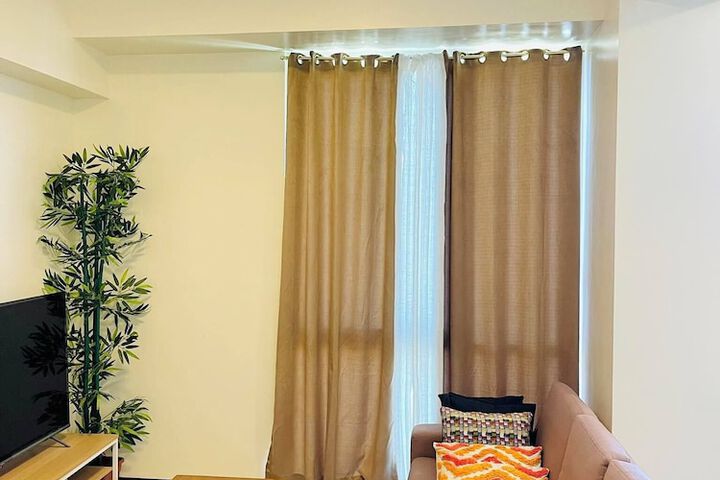 Room 9 of 39