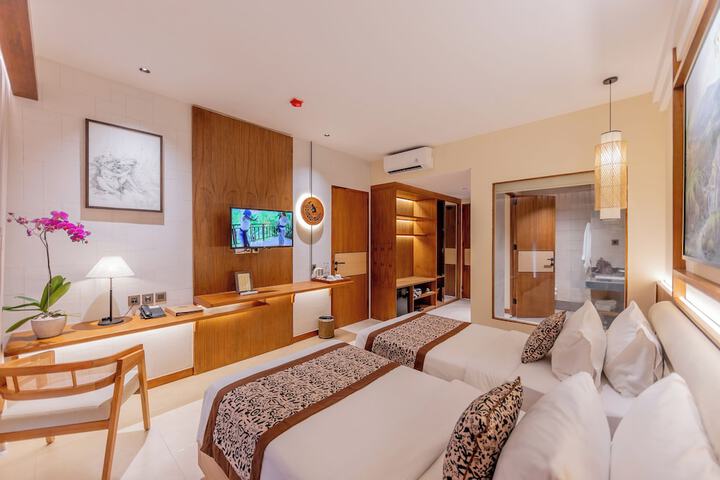Room 16 of 101