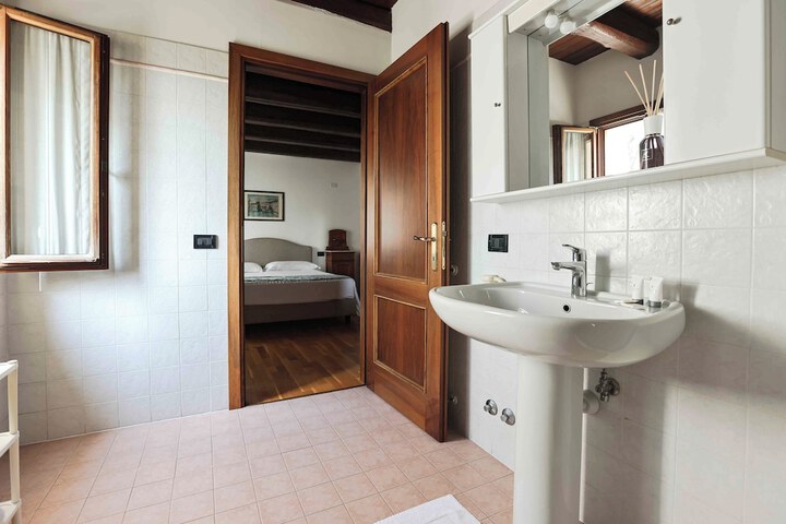 Bathroom Vanities