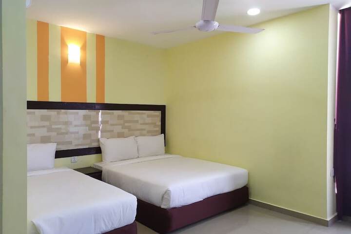 Room 18 of 33
