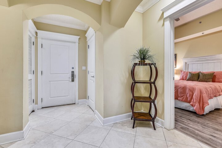 Room 47 of 308