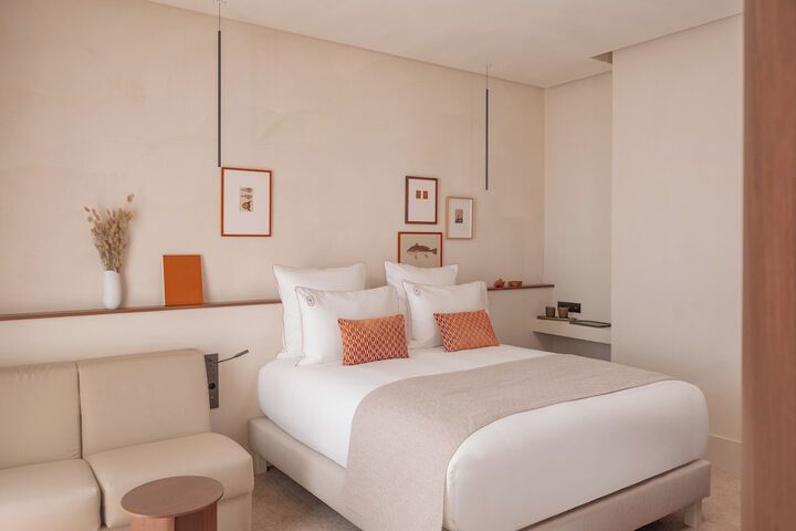 Room 21 of 47