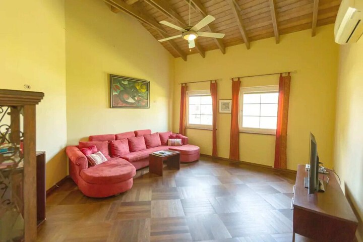 Room 16 of 42