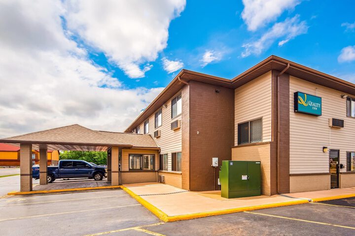 Hotel 16 of 17