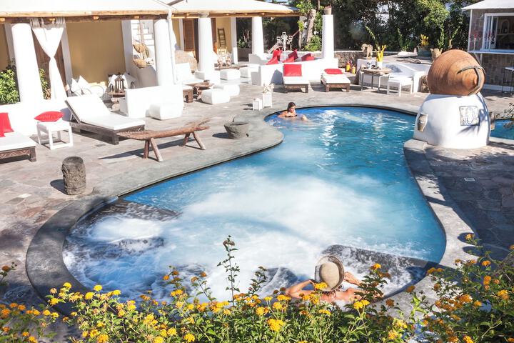 Hot Tub 59 of 76