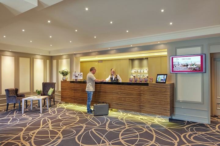 Hotel Lobby