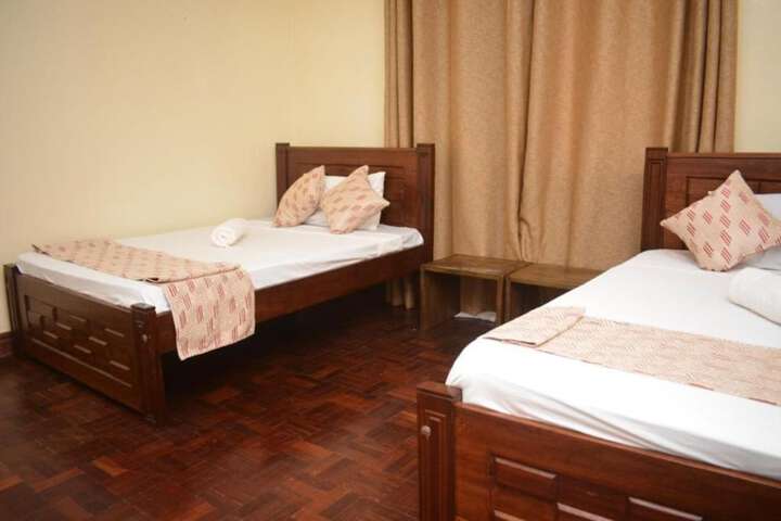 Room 3 of 62