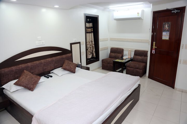 Room 16 of 56