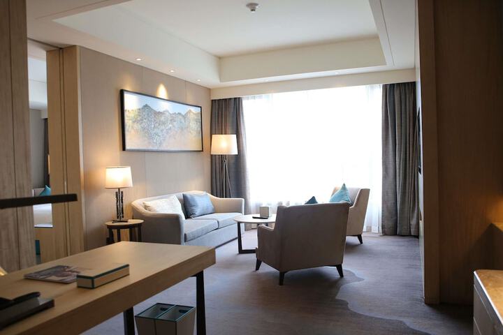 Room 12 of 86