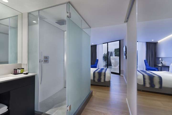 Clean Restrooms
