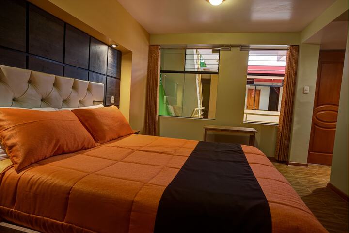 Room 27 of 83