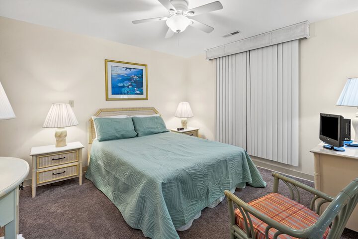 Room 4 of 42