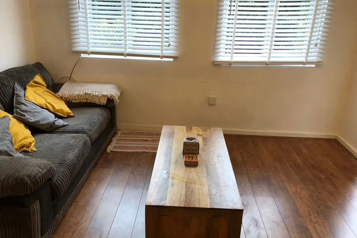 Room 7 of 14