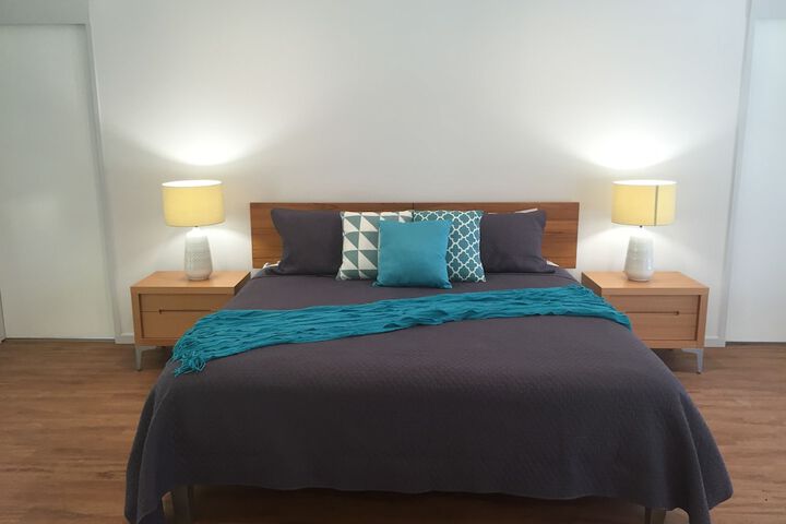 Room 6 of 52