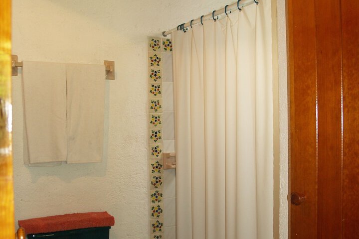 Room 28 of 63