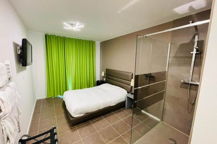 Hotel Interior 17 of 28