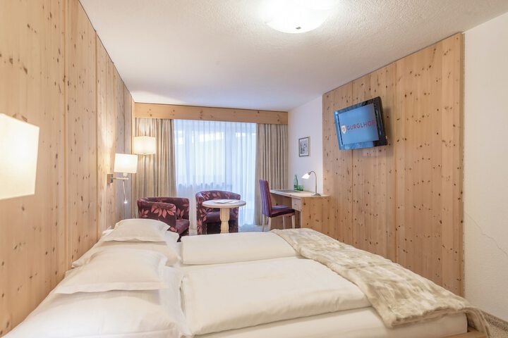 Room 26 of 79