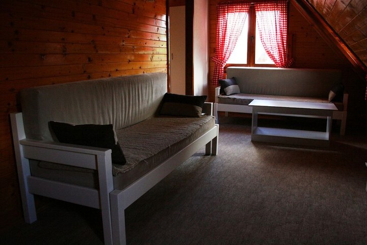 Room 25 of 35