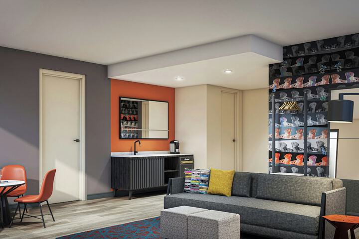 Room 8 of 45
