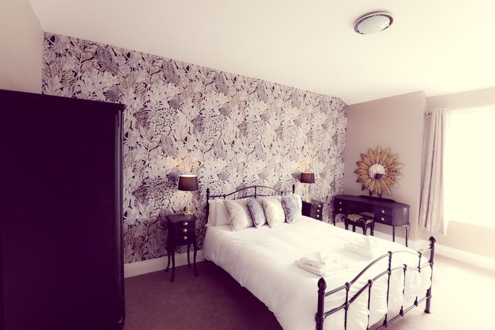 Room 7 of 39