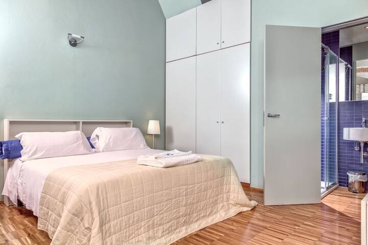 Room 17 of 73