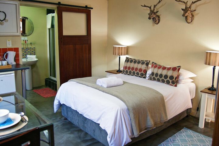 Room 6 of 37