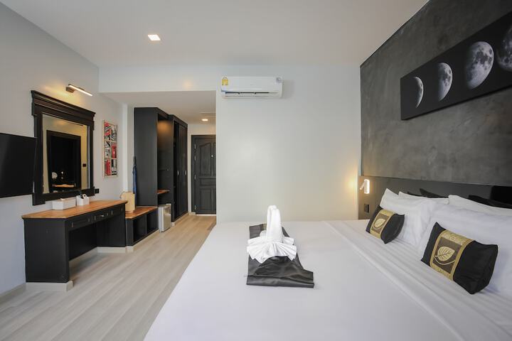 Room 15 of 78
