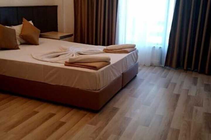 Room 9 of 58