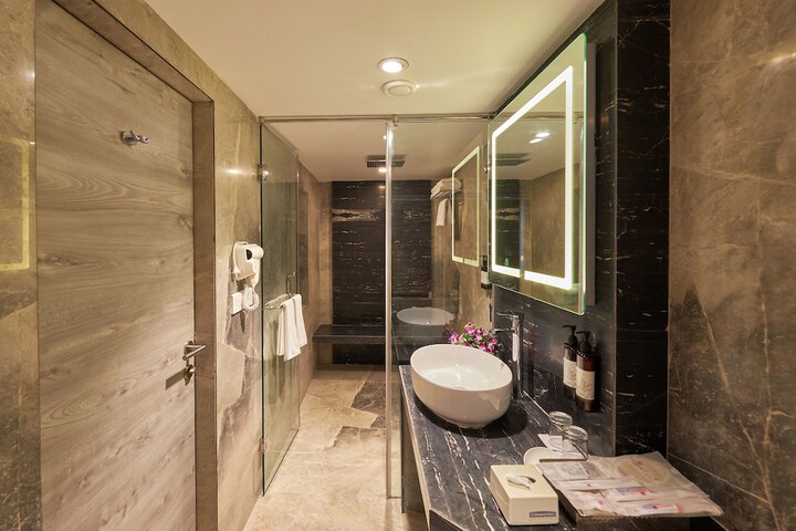 Room 20 of 47