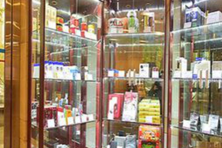 Gift Shop 5 of 25