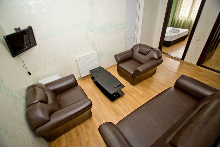 Room 45 of 93