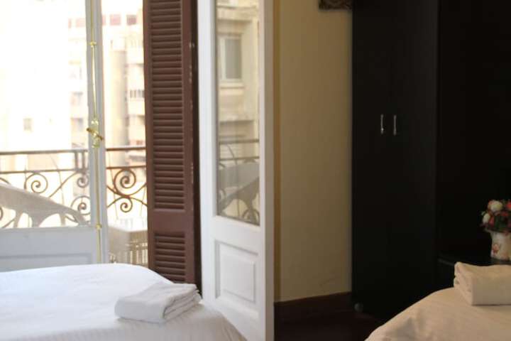 Room 26 of 80