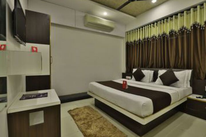 Room 8 of 24