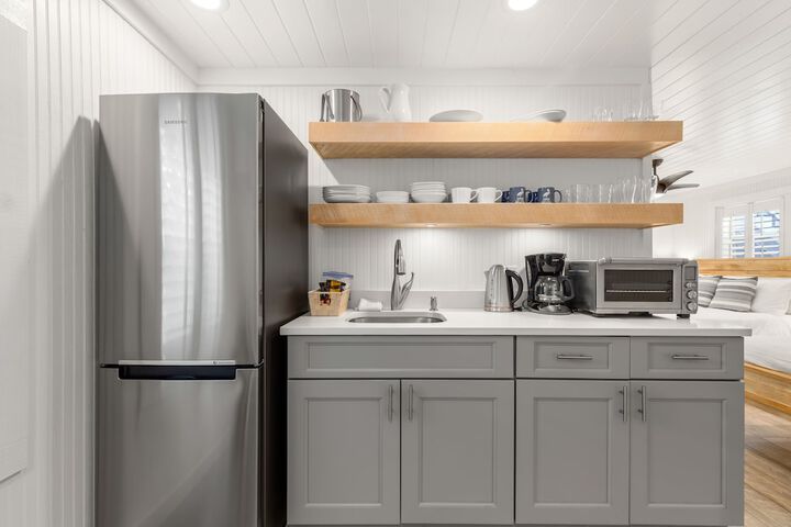Private kitchenette
