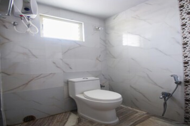 Room 4 of 71