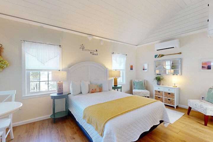 Room 10 of 44