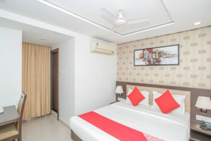 Room 18 of 31