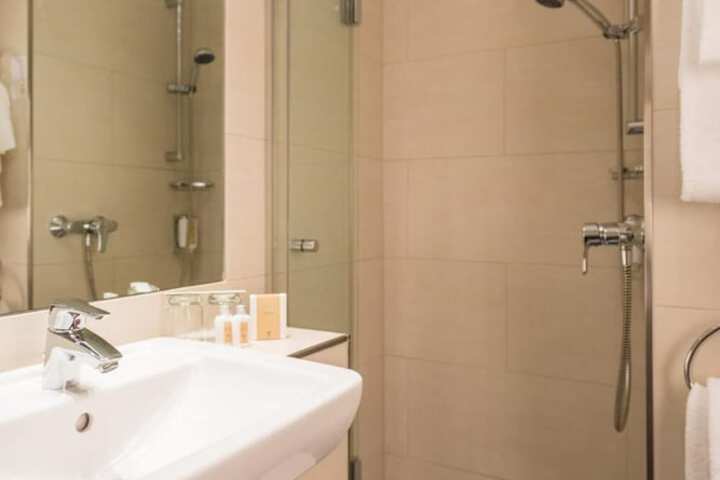 Clean Restrooms