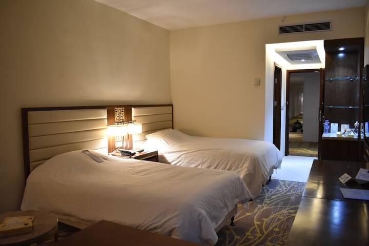Room 13 of 56