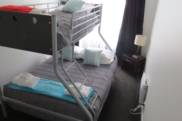 Room 15 of 48