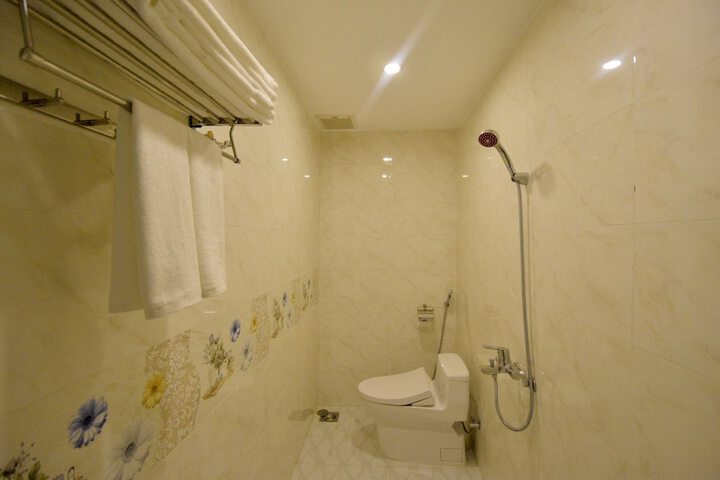 Room 30 of 41